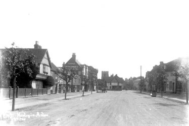 Henley in Arden.  High Street