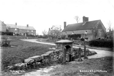 Ilmington.  Village well