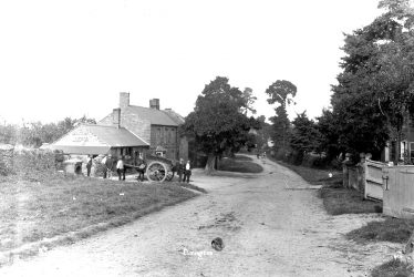 Ilmington.  Country lane