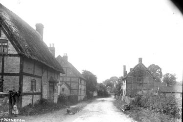 Luddington.  Cottages