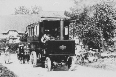 Brailes, Lower.  Steam bus