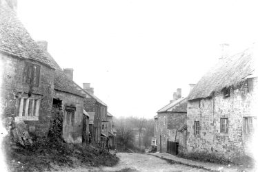 Stretton on Fosse.  Cottages