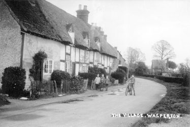 Wasperton.  Row of cottages