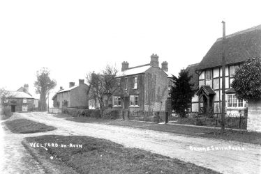 Welford on Avon.  Cottages