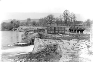 Welford on Avon.  Weir on the River Avon
