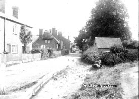 Cottages in Brook Street, Wolston. 1930s |  IMAGE LOCATION: (Warwickshire County Record Office)