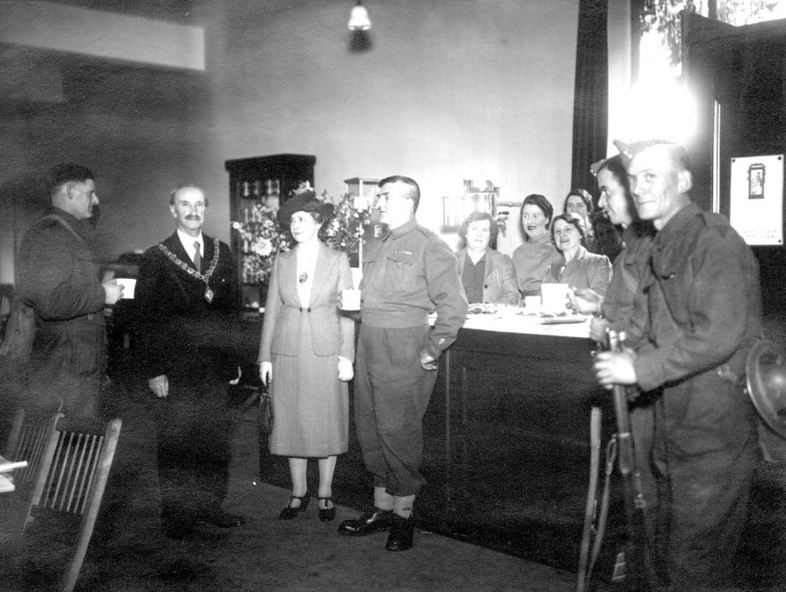 Rugby Y.M.C.A. clubroom and canteen for the forces opened by the Mayor Alderman R.H. Myers.  1940 |  IMAGE LOCATION: (Rugby Library) PEOPLE IN PHOTO: Myers, Alderman R H, Myers as a surname