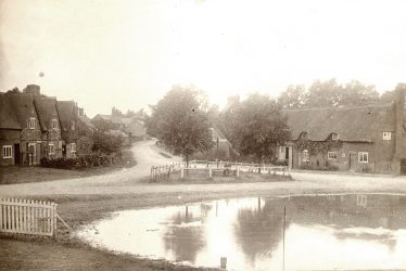 Clifton upon Dunsmore.  Village and pond