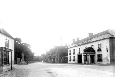 Dunchurch.  Square