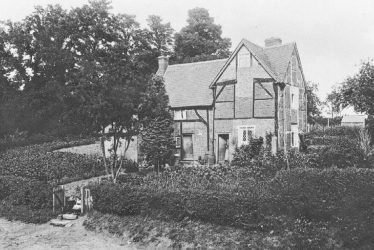Brownsover.  Birthplace of Lawrence Sheriff