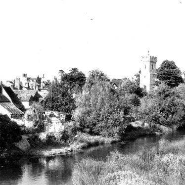 Bidford on Avon.  Church and river
