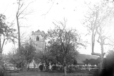 Beaudesert.  St Nicholas church