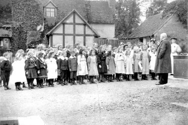 Arrow.  Marquis of Hertford with schoolchildren