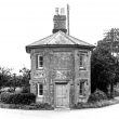 Alcester.  King's Coughton tollhouse