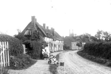 Hampton Lucy.  Village street