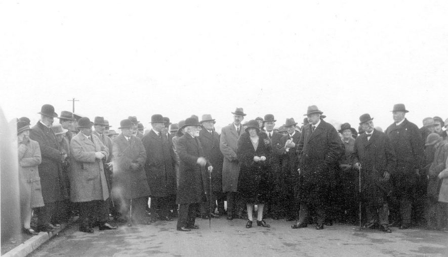 Crowd gathered at opening of Clifford Chambers Bridge on A46.  1930s |  IMAGE LOCATION: (Warwickshire Museums. Photographic Collections.)