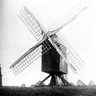 Fenny Compton.  Post windmill
