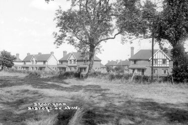 Bidford on Avon.  Broom Road (now Victoria Road)