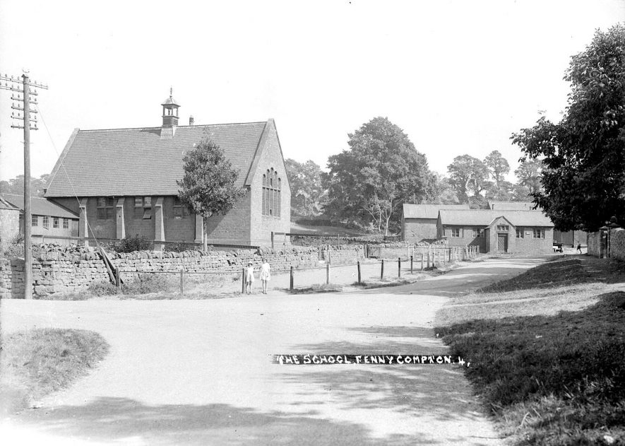 Fenny Compton school exterior.  1930s |  IMAGE LOCATION: (Warwickshire County Record Office)