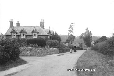 Long Compton.  Street scene