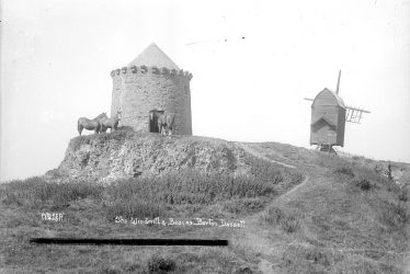 Burton Dassett.  Windmill and beacon