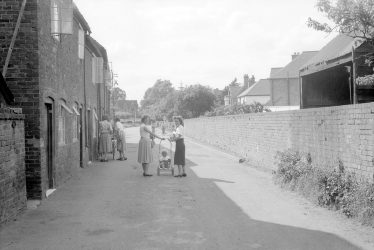 Alcester.  Moorfields