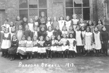 Barford.  School Pupils