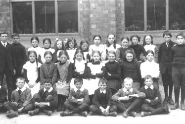 Barford.  School Pupils