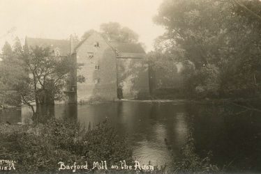Barford.  Mill on the Avon