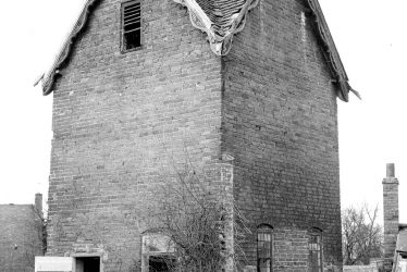 Barford.  Dovecote