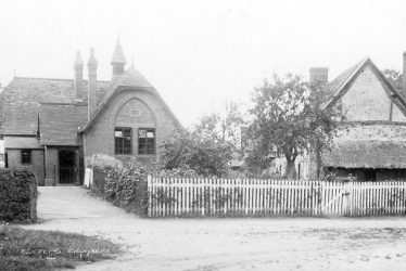 Clifford Chambers.  Village street
