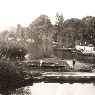 Bidford on Avon.  River Avon