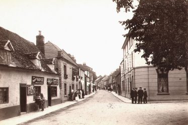 Bidford on Avon.  High Street