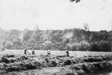 Bidford on Avon.  Marriage Meadows