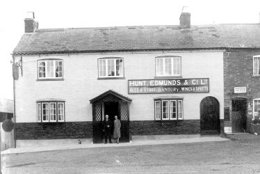 Bubbenhall.  Three Horseshoes public house