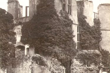 Kenilworth.  Castle, Leicester's Buildings