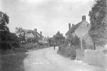 Marlcliff.  Village street
