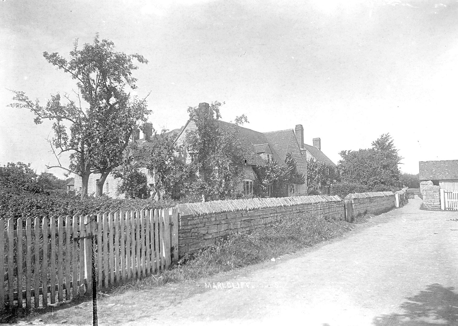 Marlcliff. Large village house Our Warwickshire