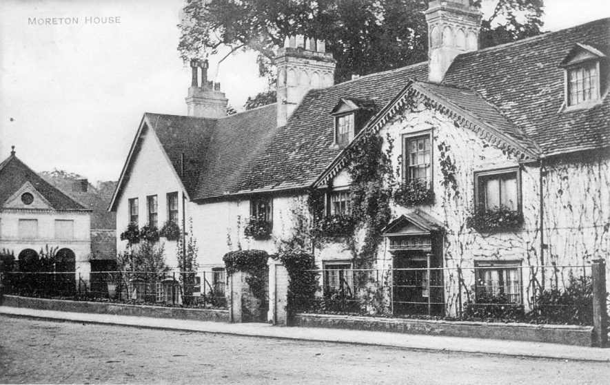 Moreton House, Moreton Morrell.  1909 |  IMAGE LOCATION: (Warwickshire County Record Office)
