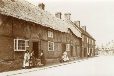 Radford Semele.  Cottages