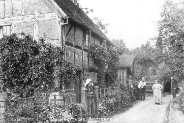 Snitterfield.  Brooke Cottages