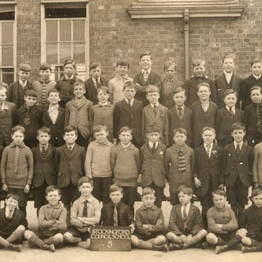 Nuneaton.  Pupils at Stockingford School