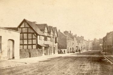 Shakespeare’s Daughters and Female Inheritance