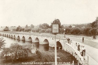 Stratford upon Avon.  Clopton Bridge