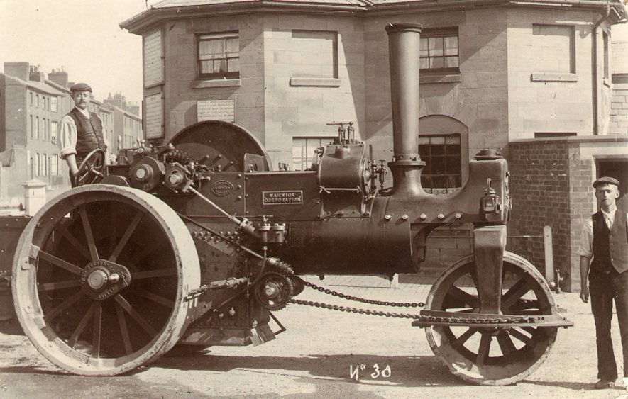 A steam road roller, Warwick.  1900s |  IMAGE LOCATION: (Warwickshire County Record Office)