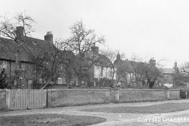 Clifford Chambers.  Cottages