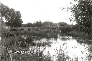 Welford on Avon.  Binton Bridges