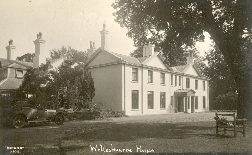 Wellesbourne House, Wellesbourne.  1910s |  IMAGE LOCATION: (Warwickshire County Record Office)