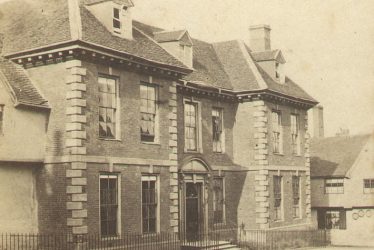 Warwick.  Landor House, Smith  Street