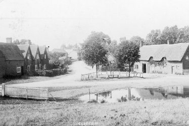 Clifton upon Dunsmore.  Village streets